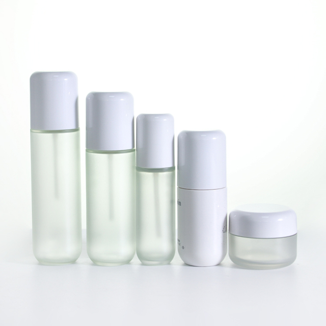 Frosted Semitransparent Green PET Serum Dropper Lotion Pump Bottles Set ขายส่ง